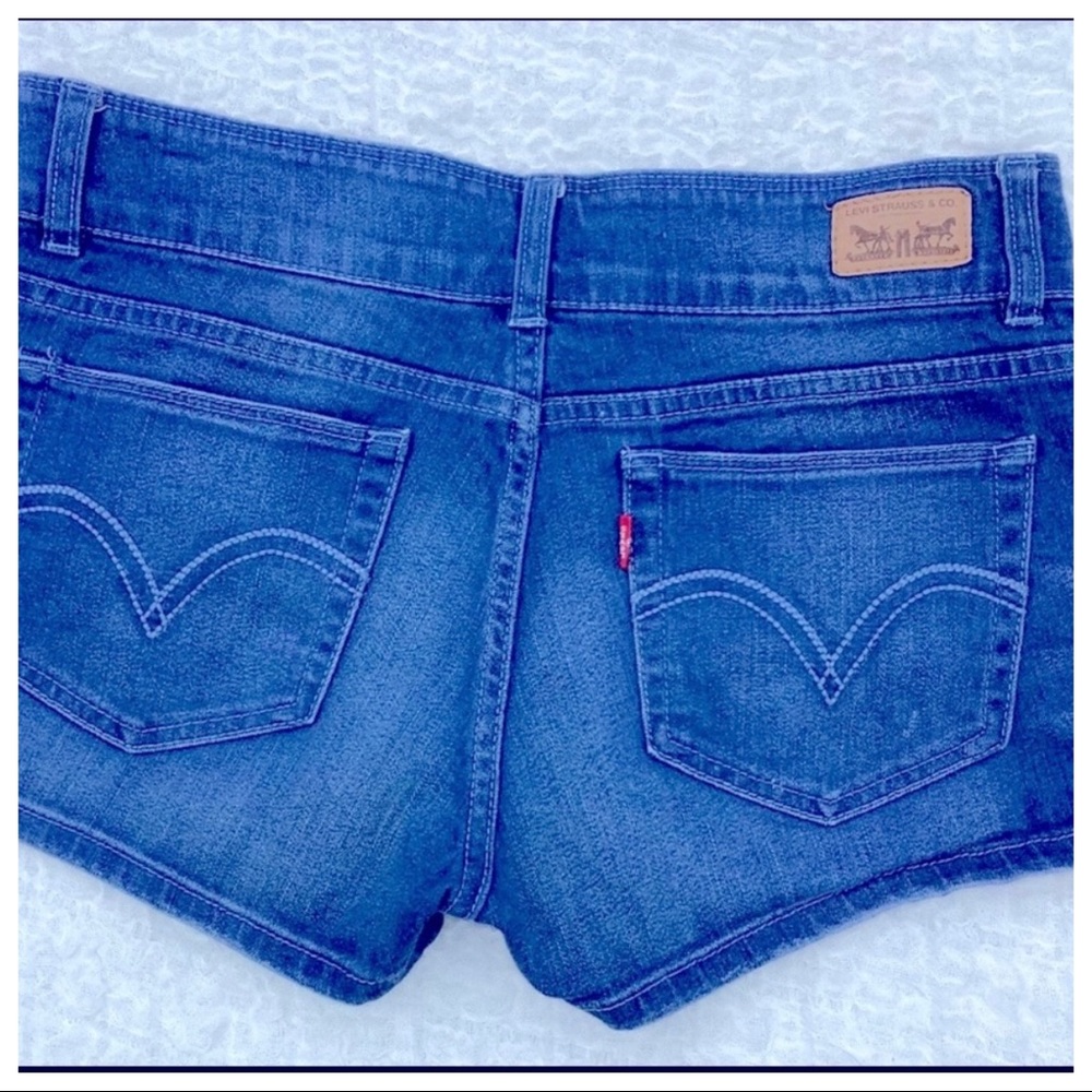 Jr 7 Waist 30” LEVIS ‘Shorty Short’ Jean Cutoff Hem Shorts - Picture 14 of 16